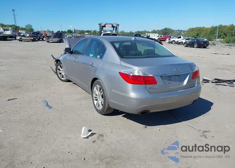 2009 Hyundai Genesis from USA, damaged, VIN KMHGC46F09U061164